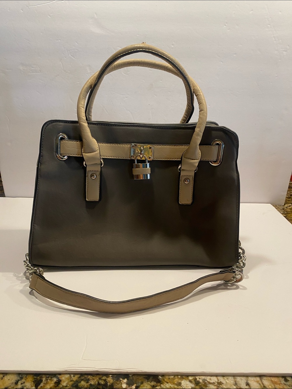 Classic Structured Tote Bag in Olive Green and Taupe
